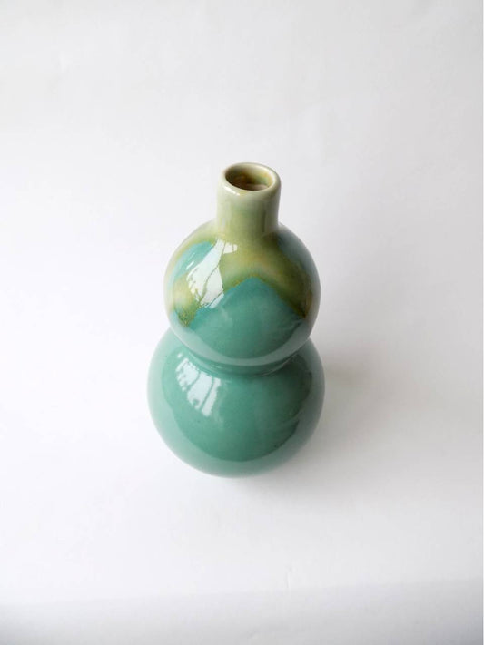 Vase en céramique "Coulée verte"